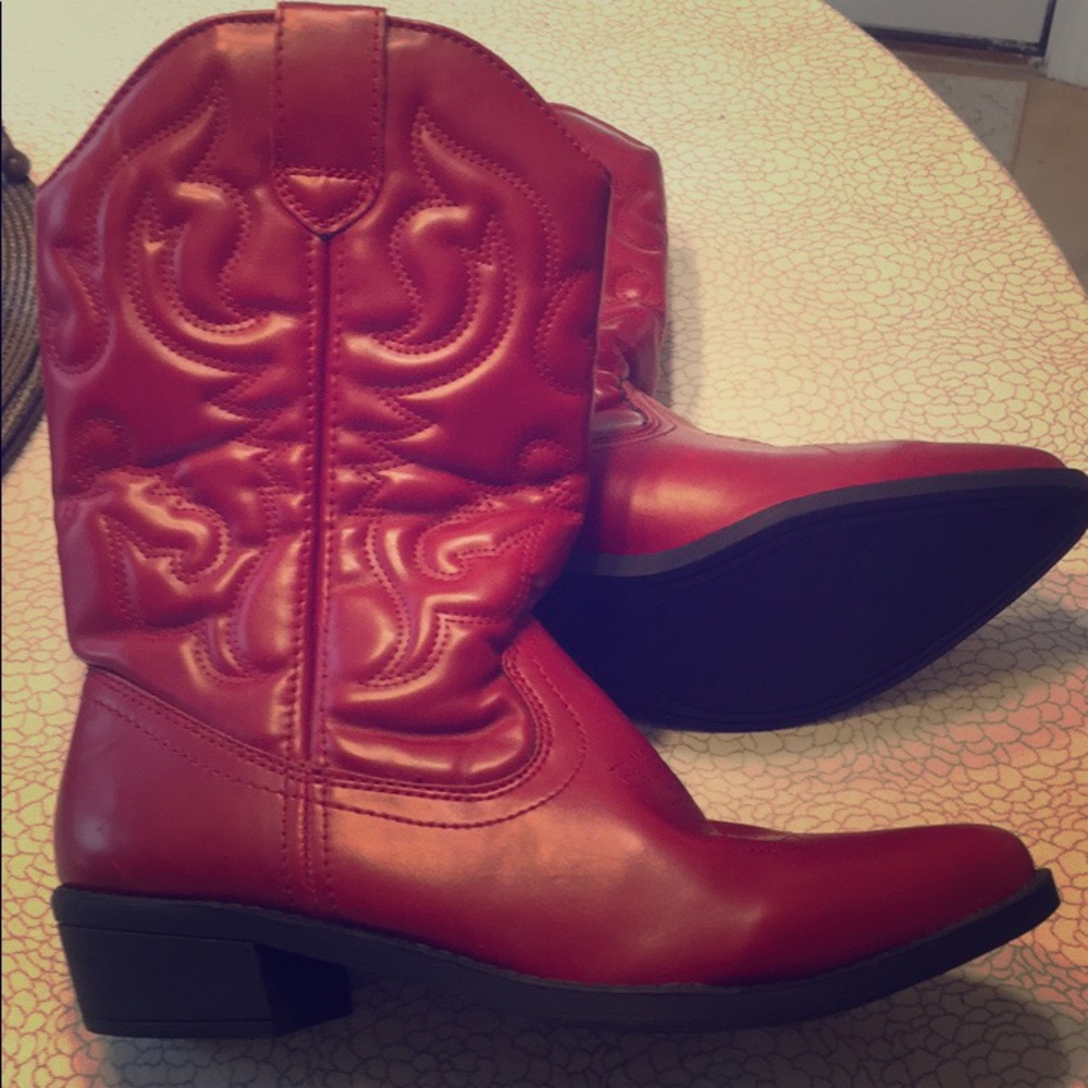 Red cowgirl boots
